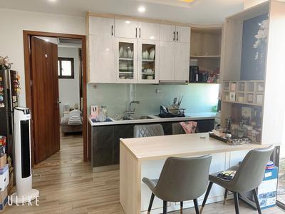 Cho thuê Căn Chung cư mini 1N,1K Full đồ cực VIP, Ngõ rộng View toàn mặt hồ Tây. Chỉ 12tr 12