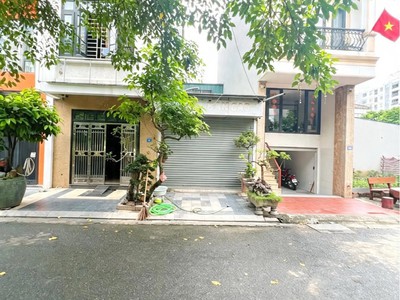 Bán đất việt hưng 60m2- mt 3.8m- ô tô tránh- mặt công viên- 1x tỷ 2