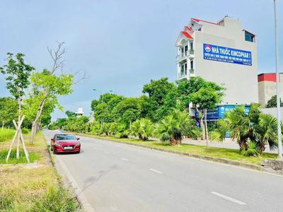Bán đất mặt đường đôi Phạm Văn Đồng, ph Tứ Minh, TP HD, 69.8m2, mt 4.5m, chỉ 3.5x tỷ 0