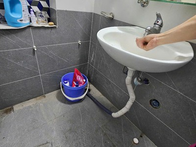 Cho thuê căn hộ Khu ĐTM Mễ Trì Hạ 68m2 2PN NT cơ bản 9 triệu/tháng 2