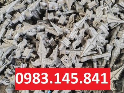 Mác gang trang trí cho cổng sắt mỹ thuật 4