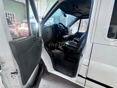 Ford Transit Tải Van 2006 Số sàn 900kg, Dầu, sàn 4