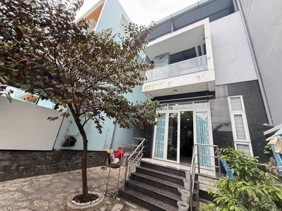 Biệt thự mặt tiền đường 12m có vỉa hè an phú đông q12 - ngang 7.4mx30m - 3 tầng 4pn - giá 22 tỷ 1