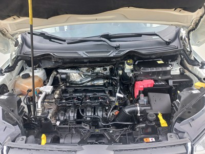 FORD ECOSPORT titamium 1.5 at sản xuất 2017 4