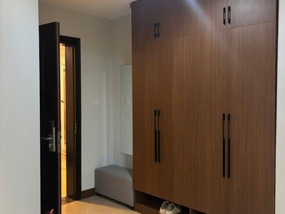 Cho thuê căn hộ R1 ROYAL CITY 150m 3PN Nội thất mới 100 6