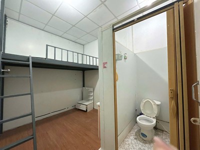 Cần pass phòng trọ có gác quận 7 , tphcm 1