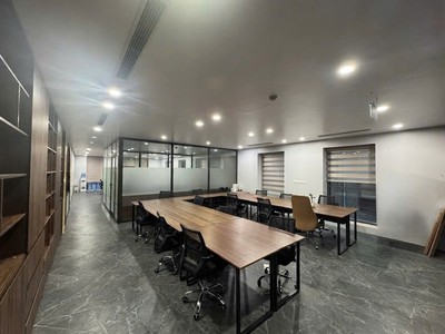 Cho thuê văn phòng full nội thất 150m Gần Royal City 0