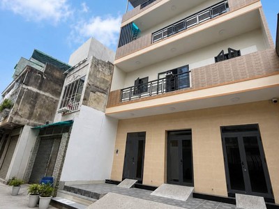 Bán gấp chdv ngay đh công thương 5 tầng, 10 phòng, dòng tiền 30 tr ngng 4.5 nở hậu chỉ nhỉnh 11 tỷ 1