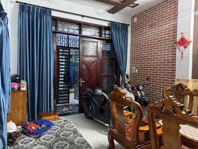 Bán nhà 3 tầng đường số 4, trường thọ, thủ đức, tp hcm. dt 62m2. giá 5,99 tỷ, sổ hồng riêng. 0