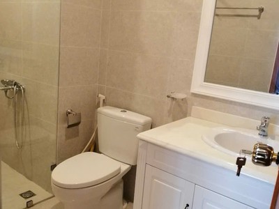 Cho thuê căn hộ 2pn 2wc toà TC8 Mỹ Đình Sông Đà 17.5 triệu 4