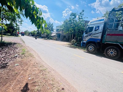 Bán gấp đất mặt tiền tỉnh lộ 749,5m ngang 12,5m giá chỉ 2 tỷ 0