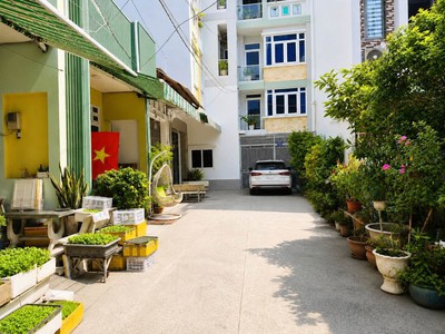 Zảm sâu - chỉ 5 tỷ có nhà 2 tầng 70m - hẻm ô tô đỗ cửa gần đhct 1