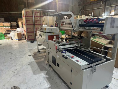 Máy bọc màng co Cường Thịnh Tự động Kim loại 0