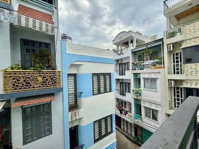 Mặt tiền đ.số- siêu phẩm ngang 6- dòng tiền 60t- thông ra tân vĩnh- khánh hội- gần đại học nguyễn 1