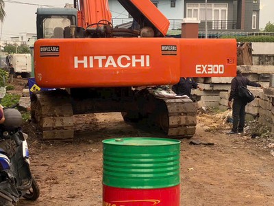 Nhớt thủy lực, nhớt 10, nhớt 68 cho máy móc công nghiệp, máy công trình tại HCM 0