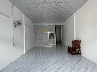 Cho thuê mặt bằng cấp 4   mt kđt chí linh, trục đường lớn, tpvt  0