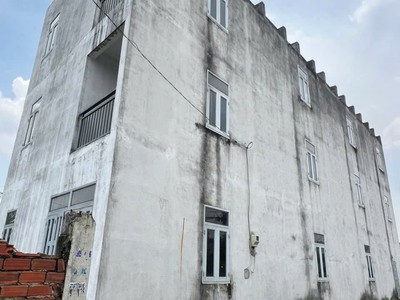 Tòa CHDV mới xây phần thô đường Võ Thị Thừa ,P.An Phú Đông - TPHCM   DT : 332m   10m x 33m .Giá 12,8 1