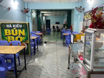 Quận 12 chốt nhanh, sang rẻ lắm luôn giá chỉ : 15 tr , quán bún bò mt đường lớn sầm uất sân rộng 1