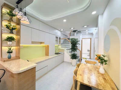 Nhà mới đẹp 3 tầng kiên cố - 42m2 - có 4 phòng ngủ - gần 4 xã - giáp tân phú - hẻm trước nhà 4m - 2