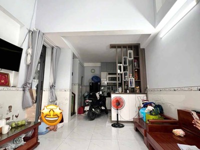 Hàng hiếm linh chiểu   4 tầng, 3pn, nở hậu tài lộc   200m ra võ văn ngân, giá chỉ 4 tỷ 3