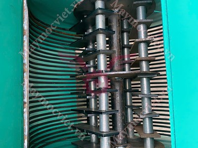 Khung máy nghiền đất gắn đầu nổ Turbo TBN08 1