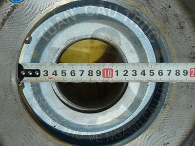 Bánh xe cầu trục Trung Quốc D200 2