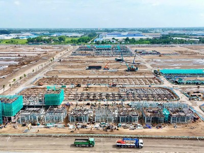 Căn góc vinhomes hóc môn - ck 22.5 - trả trước 900tr nhận nhà 1