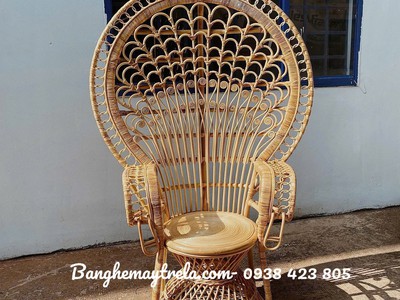 Ghế mây tự nhiên đuôi công chụp hình decor 1