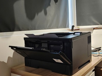 Máy in HP LaserJet Pro M706n giá siêu tốt 1