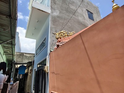 Cho thuê nhà đường số 7, P. Linh Trung 40m , SD 90m - 2pn1wc , có nội thất Giá 8tr/tháng 0