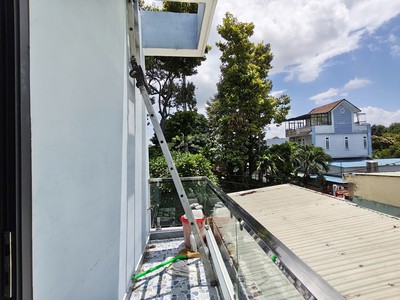 Cho thuê nhà đường số 7, P. Linh Trung 2PN,1 trệt 1 lửng 1 lầu, Sẵn máy lạnh, nội thất 8tr/tháng 9