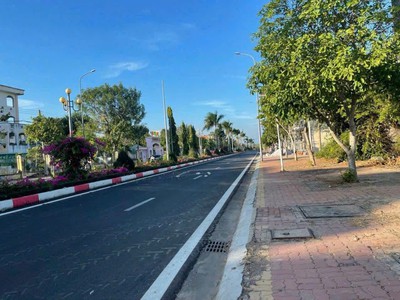 Chính chủ bán đất long điền - 131,4m2, chiều dài mặt tiền 13,7m, gần chợ an ngãi, sát khu hành chính 2