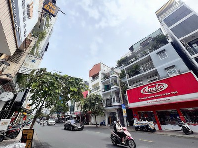 Bán nhà mặt tiền kd đ.nguyễn đình chiểu, quận 3 - đoạn 2 chiều sổ hồng vuông đẹp 6m 1om liên hệ 1
