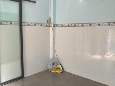 Nhà cho thuê Hoàng Diệu 2, P. Linh Chiểu hẻm ô tô,SD 80m2 Có 2PN 1WC 9tr/tháng 7