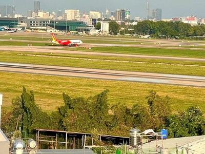 Quận tân bình: bán tòa nhà 8 tầng có hầm mặt tiền phạm văn bạch, p.tân sơn- dt 7,5m 21m- view ngắm 2