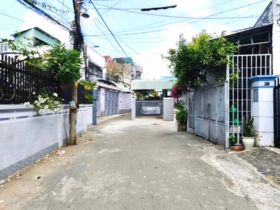 Bán nhà hiệp phú 80m 3 tầng, hẻm ô tô, gần metro ngã tư thủ đức giảm 1 tỷ còn 5.9 tỷ 1