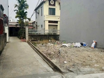 Chính chủ gửi bán lô đất nhỉnh 2 tỷ, đường oto tránh nhau tại Hải An 2