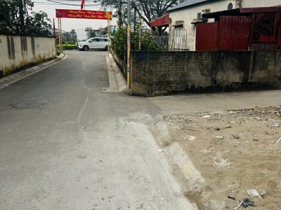 Chính chủ gửi bán lô đất nhỉnh 2 tỷ, đường oto tránh nhau tại Hải An 3