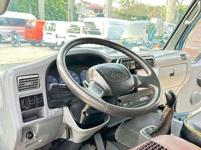 Bán xe k165 đời 2016,tải 2t4 thùng mui bạt,xe chính chủ chạy 11 vạn,máy zin 8