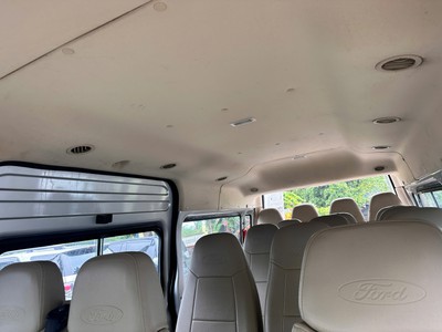 Bán xe ford Transit 16 chỗ ,đời 2017 ,xe chở chuyên gia Hàn Quốc,biển LD đã rút hồ sơ cầm tay 14