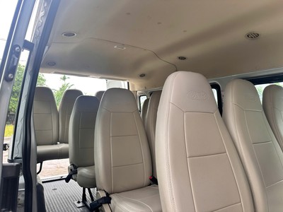 Bán xe ford Transit 16 chỗ ,đời 2017 ,xe chở chuyên gia Hàn Quốc,biển LD đã rút hồ sơ cầm tay 17