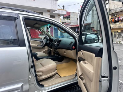 Bán Fortuner đời 2015 moden 2016 động cơ 2.7 số tự động,một cầu,tên công ty đã rút hồ sơ cầm tay 9
