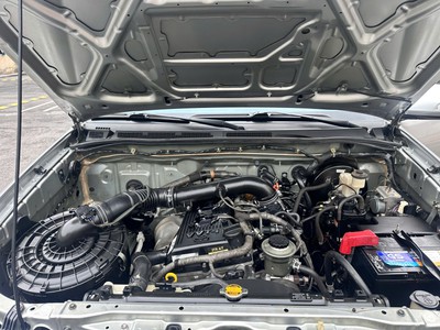 Bán Fortuner đời 2015 moden 2016 động cơ 2.7 số tự động,một cầu,tên công ty đã rút hồ sơ cầm tay 18