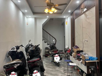 7 tỷ hơn có nhà phố Nguyễn Lương Bằng 39m2 x 4T gần phố ngõ thông nhà mới đẹp về ở ngay 0