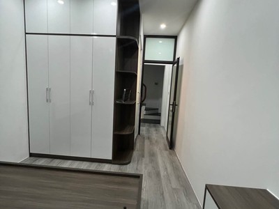 7 tỷ hơn có nhà phố Nguyễn Lương Bằng 39m2 x 4T gần phố ngõ thông nhà mới đẹp về ở ngay 2