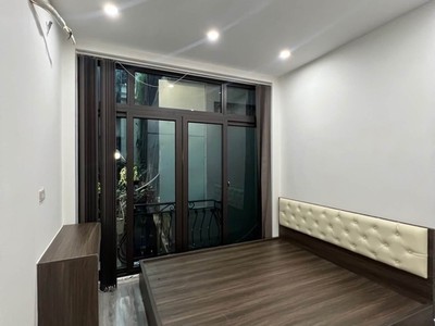 7 tỷ hơn có nhà phố Nguyễn Lương Bằng 39m2 x 4T gần phố ngõ thông nhà mới đẹp về ở ngay 4