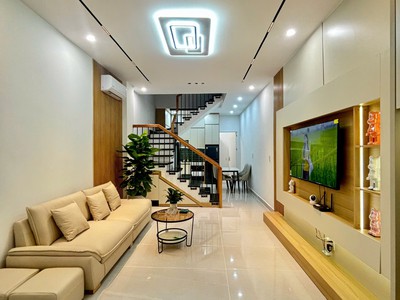 Nhà chợ cột đèn lê chân 0