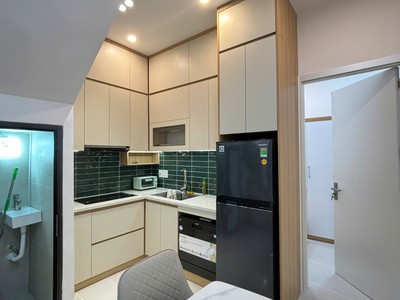 Nhà chợ cột đèn lê chân 1