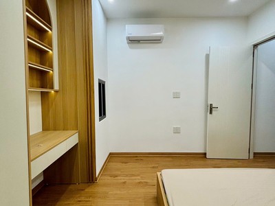 Nhà chợ cột đèn lê chân 2