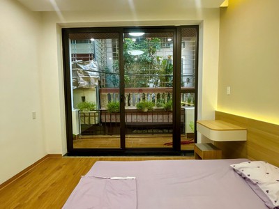 Nhà chợ cột đèn lê chân 4